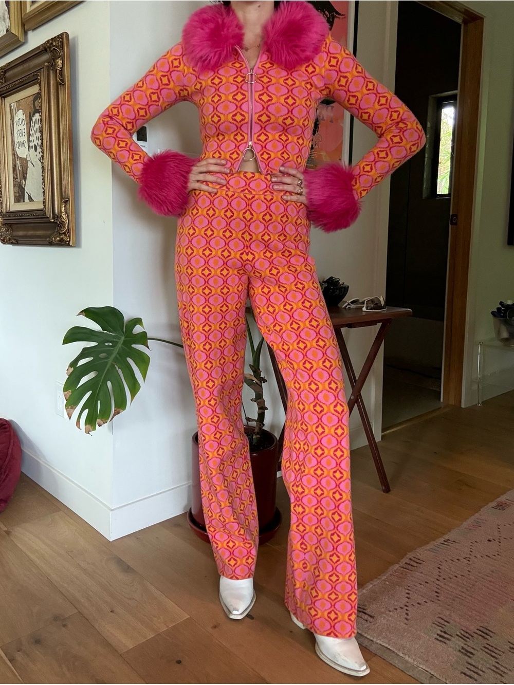 Faux-Fur Trim Crop Jacket & High-Waist Flare Pants Set - Pink/Orange